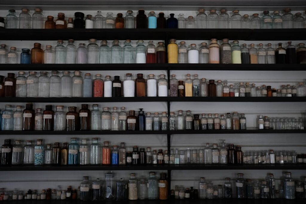 Photo Bottle of pills