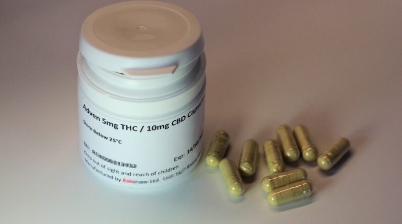 Photo Flaxseed capsules