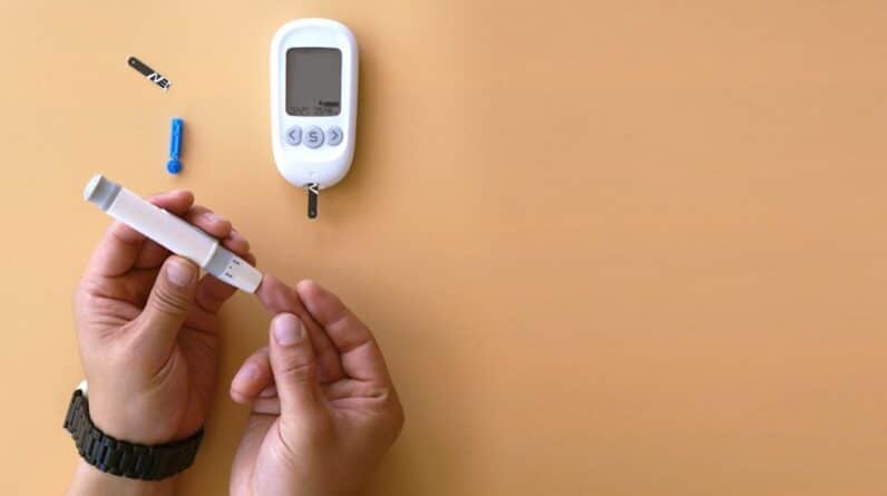 Photo Blood sugar monitor