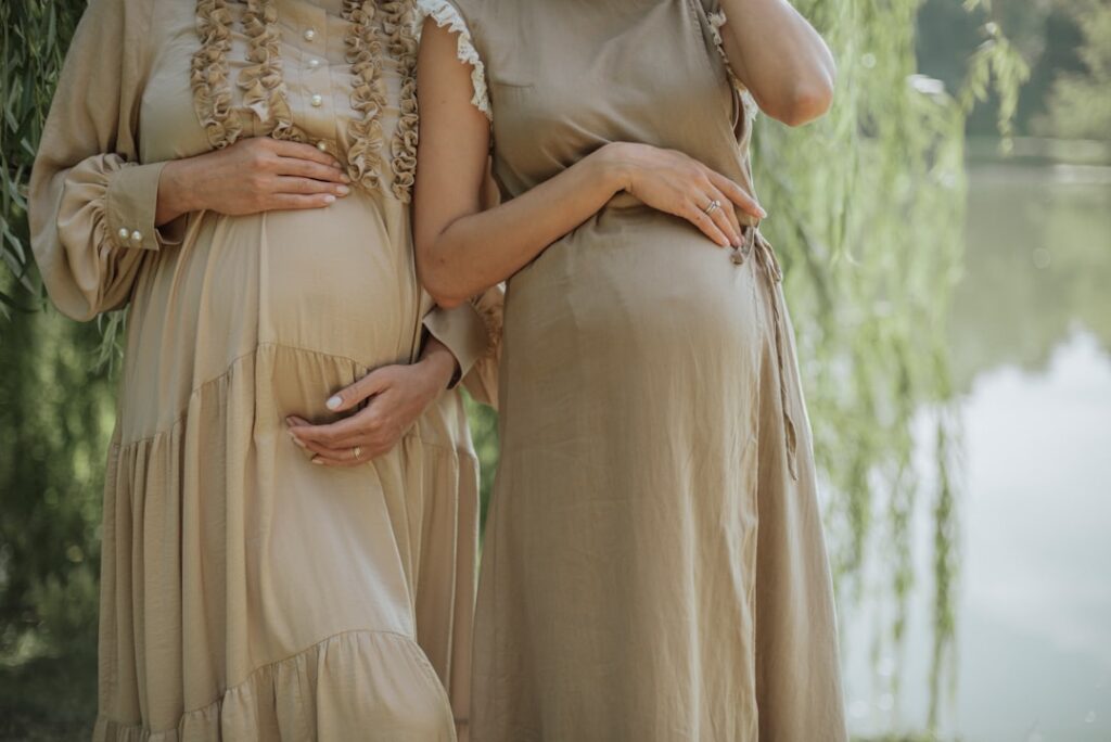 Photo Pregnant women