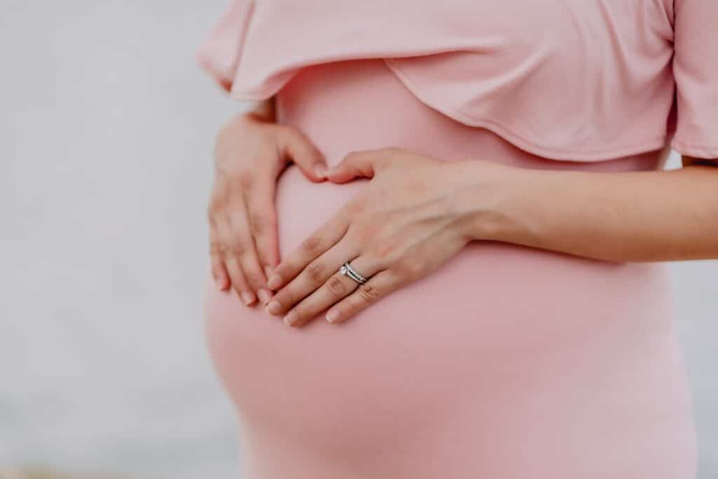 Photo Pregnant women