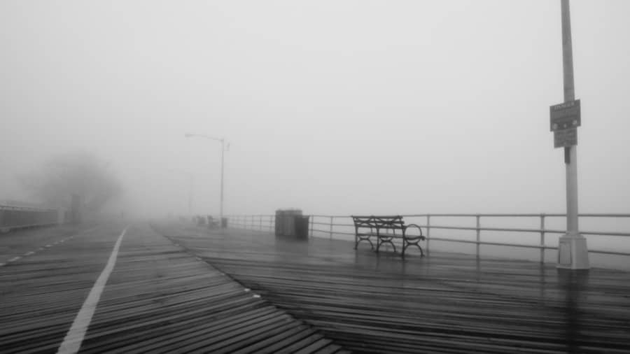 Photo "Escape the Fog: Prozac Alternatives for Brighter Days"