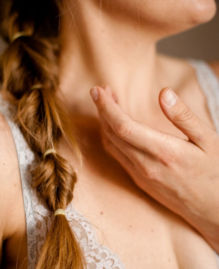 Photo "Thyroid Healing: Synthroid Alternatives for Optimal Health"
