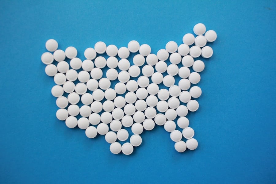 Photo "Hydrocodone Alternatives That Work Without the Risk of Dependence"